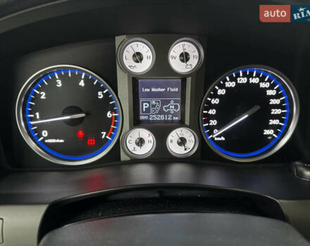 Серый Лексус ЛХ, объемом двигателя 5.66 л и пробегом 250 тыс. км за 29999 $, фото 15 на Automoto.ua