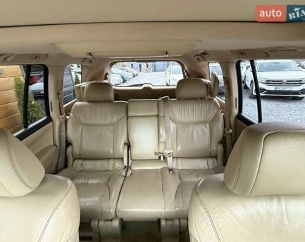 Сірий Лексус ЛХ, об'ємом двигуна 5.66 л та пробігом 235 тис. км за 27191 $, фото 33 на Automoto.ua