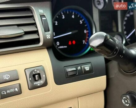 Сірий Лексус ЛХ, об'ємом двигуна 5.66 л та пробігом 235 тис. км за 27191 $, фото 21 на Automoto.ua