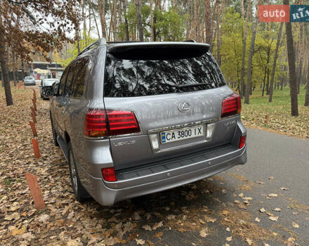 Серый Лексус ЛХ, объемом двигателя 5.66 л и пробегом 221 тыс. км за 32500 $, фото 8 на Automoto.ua