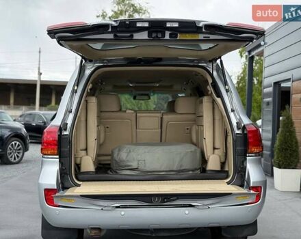 Сірий Лексус ЛХ, об'ємом двигуна 5.66 л та пробігом 235 тис. км за 27191 $, фото 54 на Automoto.ua