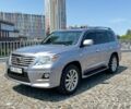 Сірий Лексус ЛХ, об'ємом двигуна 5.7 л та пробігом 107 тис. км за 42500 $, фото 1 на Automoto.ua