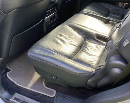 Серый Лексус ЛХ, объемом двигателя 5.66 л и пробегом 245 тыс. км за 29700 $, фото 5 на Automoto.ua