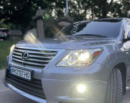 Серый Лексус ЛХ, объемом двигателя 5.66 л и пробегом 250 тыс. км за 29000 $, фото 40 на Automoto.ua