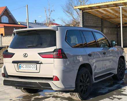 Серый Лексус ЛХ, объемом двигателя 5.7 л и пробегом 330 тыс. км за 45000 $, фото 8 на Automoto.ua