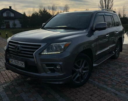 Серый Лексус ЛХ, объемом двигателя 5.66 л и пробегом 314 тыс. км за 38500 $, фото 31 на Automoto.ua