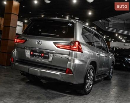 Лексус ЛХ 2016 в Одессе на Automoto.ua Серый Лексус ЛХ, объемом двигателя 5.66 л и пробегом 140 тыс. км за 65500 $, фото 63 на Automoto.ua