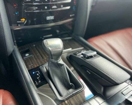 Серый Лексус ЛХ, объемом двигателя 5.7 л и пробегом 128 тыс. км за 62000 $, фото 11 на Automoto.ua