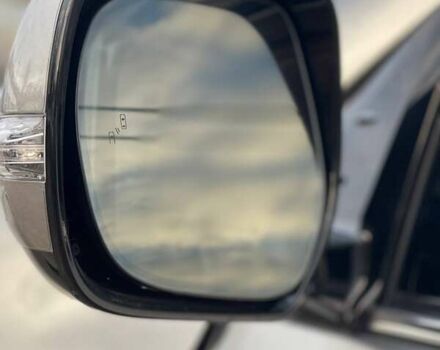 Серый Лексус ЛХ, объемом двигателя 5.66 л и пробегом 230 тыс. км за 54999 $, фото 5 на Automoto.ua