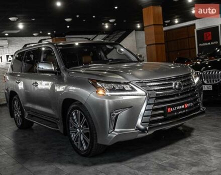 Лексус ЛХ 2016 в Одессе на Automoto.ua Серый Лексус ЛХ, объемом двигателя 5.66 л и пробегом 140 тыс. км за 65500 $, фото 67 на Automoto.ua