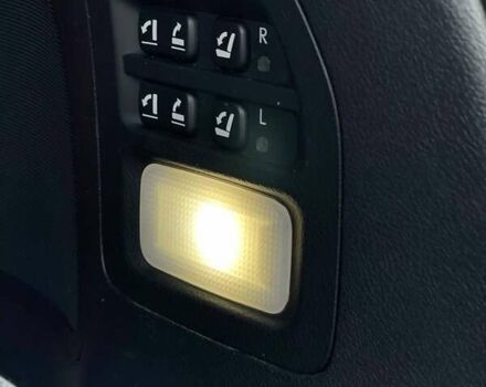 Серый Лексус ЛХ, объемом двигателя 5.66 л и пробегом 230 тыс. км за 54999 $, фото 26 на Automoto.ua