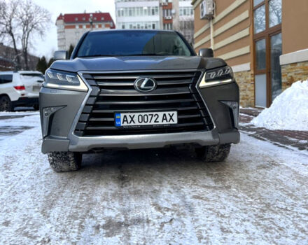 Серый Лексус ЛХ, объемом двигателя 4.5 л и пробегом 0 тыс. км за 59000 $, фото 3 на Automoto.ua