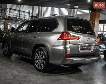 Лексус ЛХ 2016 в Одессе на Automoto.ua Серый Лексус ЛХ, объемом двигателя 5.66 л и пробегом 140 тыс. км за 65500 $, фото 56 на Automoto.ua
