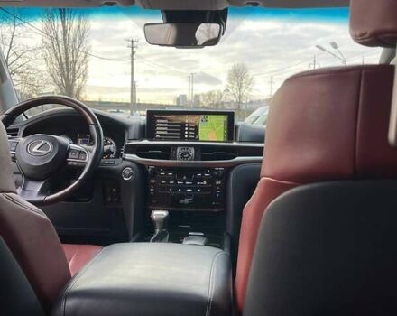 Серый Лексус ЛХ, объемом двигателя 5.66 л и пробегом 230 тыс. км за 54999 $, фото 15 на Automoto.ua