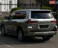 Сірий Лексус ЛХ, об'ємом двигуна 5.66 л та пробігом 189 тис. км за 55000 $, фото 5 на Automoto.ua