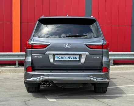 Серый Лексус ЛХ, объемом двигателя 5.7 л и пробегом 128 тыс. км за 62000 $, фото 5 на Automoto.ua