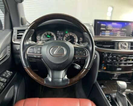 Серый Лексус ЛХ, объемом двигателя 5.7 л и пробегом 128 тыс. км за 62000 $, фото 23 на Automoto.ua