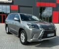 Сірий Лексус ЛХ, об'ємом двигуна 4.46 л та пробігом 115 тис. км за 66600 $, фото 1 на Automoto.ua