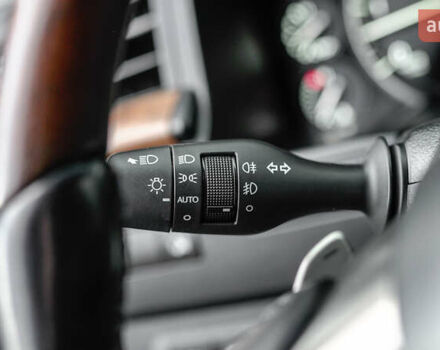 Сірий Лексус ЛХ, об'ємом двигуна 4.46 л та пробігом 139 тис. км за 63284 $, фото 21 на Automoto.ua