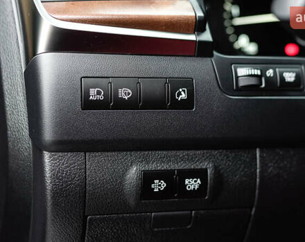 Сірий Лексус ЛХ, об'ємом двигуна 4.46 л та пробігом 139 тис. км за 63284 $, фото 17 на Automoto.ua