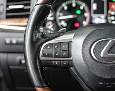 Сірий Лексус ЛХ, об'ємом двигуна 4.46 л та пробігом 139 тис. км за 63284 $, фото 19 на Automoto.ua