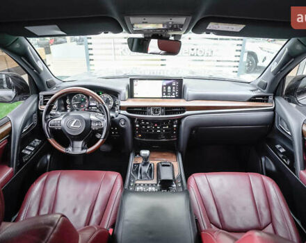Сірий Лексус ЛХ, об'ємом двигуна 4.46 л та пробігом 139 тис. км за 63284 $, фото 7 на Automoto.ua