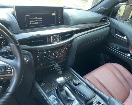 Лексус ЛХ 2019 в Харькове на Automoto.ua Серый Лексус ЛХ, объемом двигателя 4.5 л и пробегом 90 тыс. км за 82500 $, фото 11 на Automoto.ua