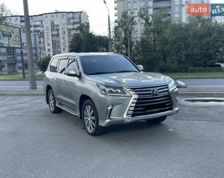 Сірий Лексус ЛХ, об'ємом двигуна 4.46 л та пробігом 98 тис. км за 82000 $, фото 34 на Automoto.ua
