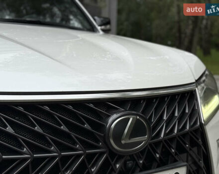 Сірий Лексус ЛХ, об'ємом двигуна 5.66 л та пробігом 119 тис. км за 73000 $, фото 11 на Automoto.ua