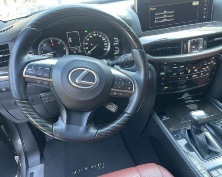 Лексус ЛХ 2019 в Харькове на Automoto.ua Серый Лексус ЛХ, объемом двигателя 4.5 л и пробегом 90 тыс. км за 82500 $, фото 8 на Automoto.ua