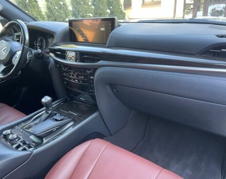 Лексус ЛХ 2019 в Харькове на Automoto.ua Серый Лексус ЛХ, объемом двигателя 4.5 л и пробегом 90 тыс. км за 82500 $, фото 12 на Automoto.ua