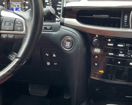 Лексус ЛХ 2019 в Харькове на Automoto.ua Серый Лексус ЛХ, объемом двигателя 4.5 л и пробегом 90 тыс. км за 82500 $, фото 10 на Automoto.ua