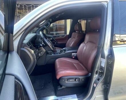 Лексус ЛХ 2019 в Харькове на Automoto.ua Серый Лексус ЛХ, объемом двигателя 4.5 л и пробегом 90 тыс. км за 82500 $, фото 13 на Automoto.ua