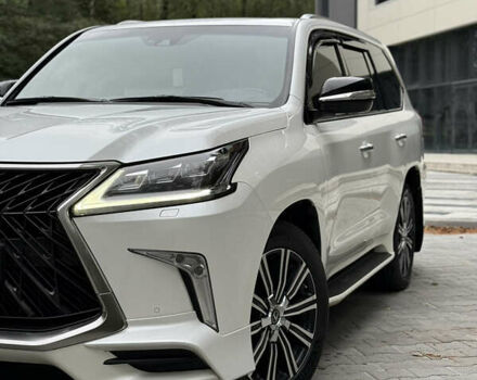 Серый Лексус ЛХ, объемом двигателя 5.66 л и пробегом 119 тыс. км за 73000 $, фото 8 на Automoto.ua