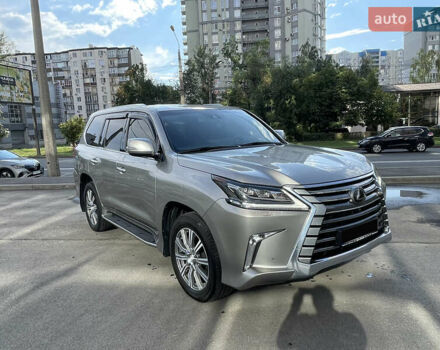 Сірий Лексус ЛХ, об'ємом двигуна 4.46 л та пробігом 98 тис. км за 82000 $, фото 20 на Automoto.ua