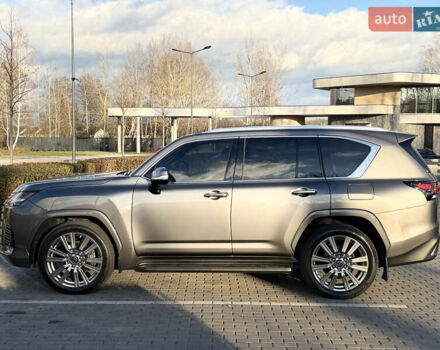 Серый Лексус ЛХ, объемом двигателя 3.45 л и пробегом 108 тыс. км за 112000 $, фото 17 на Automoto.ua