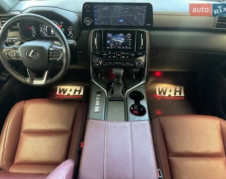 Сірий Лексус ЛХ, об'ємом двигуна 3.35 л та пробігом 8 тис. км за 122500 $, фото 21 на Automoto.ua