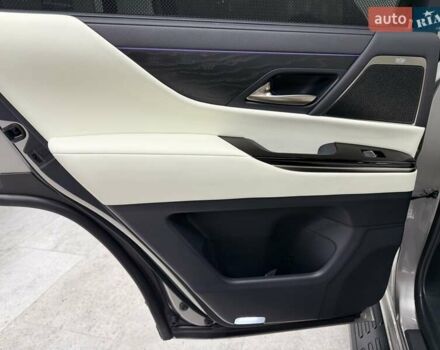 Сірий Лексус ЛХ, об'ємом двигуна 3.35 л та пробігом 9 тис. км за 125990 $, фото 23 на Automoto.ua