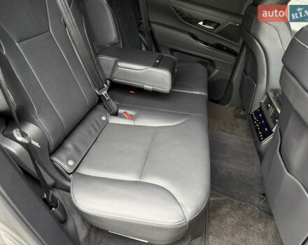 Сірий Лексус ЛХ, об'ємом двигуна 3.35 л та пробігом 34 тис. км за 109999 $, фото 39 на Automoto.ua