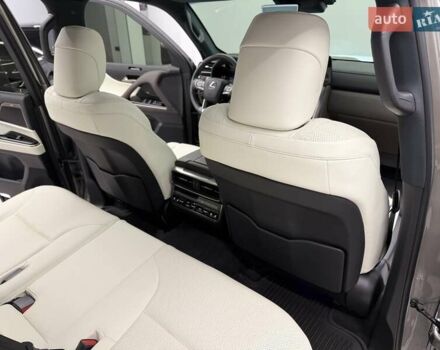 Сірий Лексус ЛХ, об'ємом двигуна 3.35 л та пробігом 9 тис. км за 125990 $, фото 34 на Automoto.ua