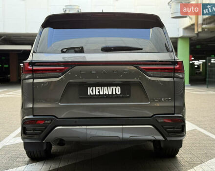 Лексус ЛХ 2022 в Киеве на Automoto.ua Серый Лексус ЛХ, объемом двигателя 3.5 л и пробегом 41 тыс. км за 129000 $, фото 8 на Automoto.ua