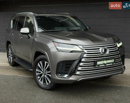 Сірий Лексус ЛХ, об'ємом двигуна 3.35 л та пробігом 34 тис. км за 109999 $, фото 1 на Automoto.ua