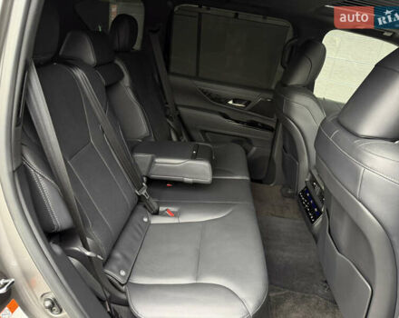 Сірий Лексус ЛХ, об'ємом двигуна 3.35 л та пробігом 34 тис. км за 109999 $, фото 40 на Automoto.ua