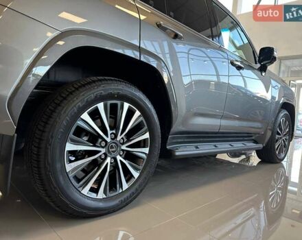 Сірий Лексус ЛХ, об'ємом двигуна 3.35 л та пробігом 8 тис. км за 122500 $, фото 7 на Automoto.ua