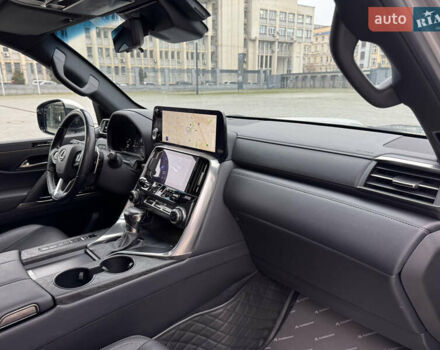 Сірий Лексус ЛХ, об'ємом двигуна 3.35 л та пробігом 47 тис. км за 114999 $, фото 32 на Automoto.ua