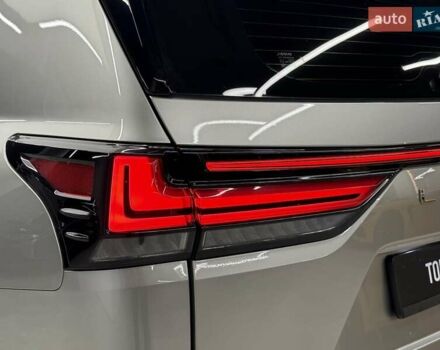 Сірий Лексус ЛХ, об'ємом двигуна 3.35 л та пробігом 9 тис. км за 125990 $, фото 7 на Automoto.ua