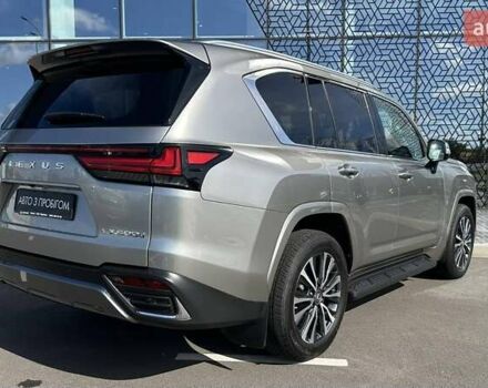 Лексус ЛХ 2022 в Киеве на Automoto.ua Серый Лексус ЛХ, объемом двигателя 3.35 л и пробегом 105 тыс. км за 109626 $, фото 12 на Automoto.ua