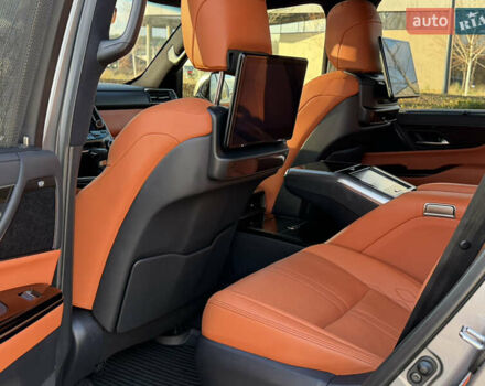 Серый Лексус ЛХ, объемом двигателя 3.45 л и пробегом 108 тыс. км за 112000 $, фото 34 на Automoto.ua