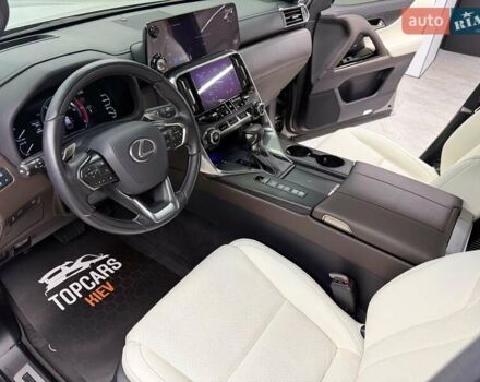 Сірий Лексус ЛХ, об'ємом двигуна 3.35 л та пробігом 9 тис. км за 125990 $, фото 20 на Automoto.ua