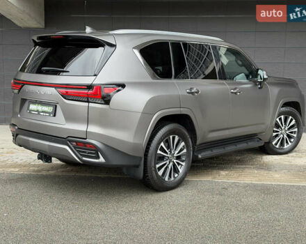 Сірий Лексус ЛХ, об'ємом двигуна 3.35 л та пробігом 34 тис. км за 109999 $, фото 60 на Automoto.ua